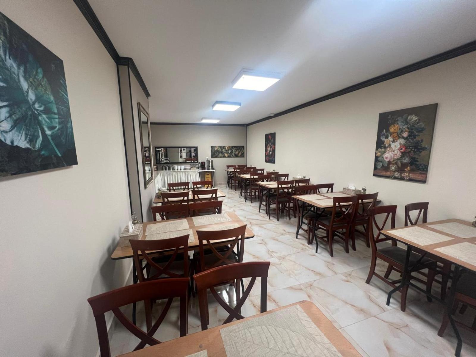 Hotel Reina Bucureşti Ngoại thất bức ảnh