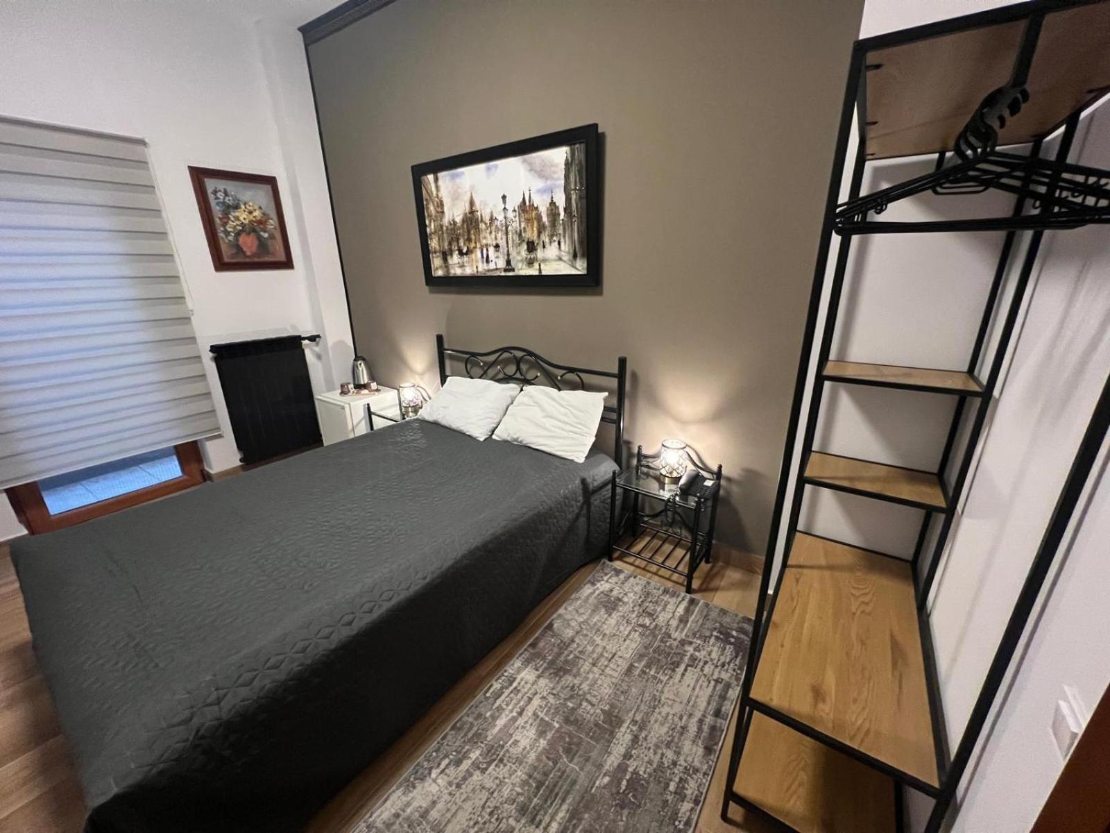 Hotel Reina Bucureşti Ngoại thất bức ảnh