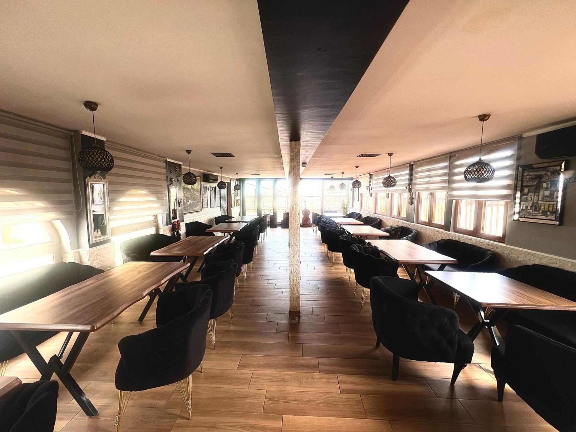 Hotel Reina Bucureşti Ngoại thất bức ảnh