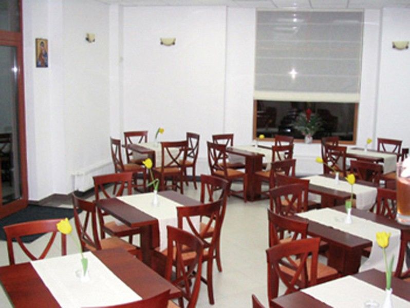 Hotel Reina Bucureşti Ngoại thất bức ảnh