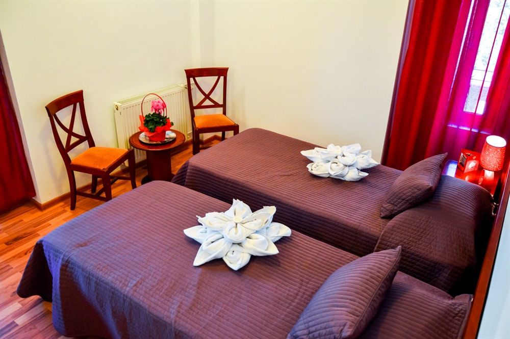 Hotel Reina Bucureşti Ngoại thất bức ảnh